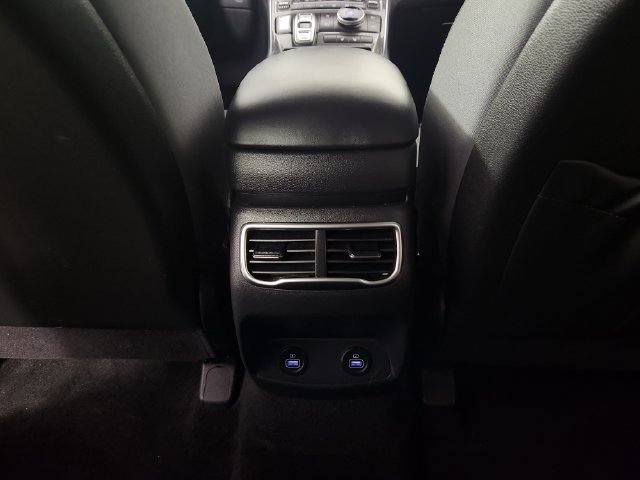 Certified 2023 Hyundai Santa Fe SEL AWD/4WD image 19
