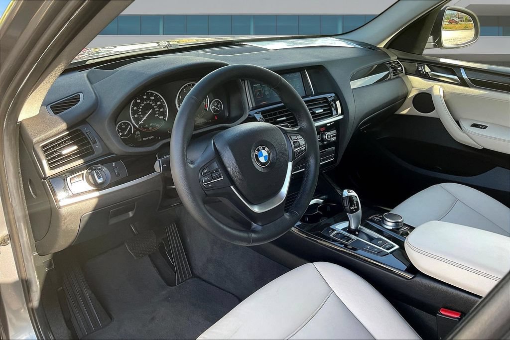 Used 2017 BMW X3 xDrive28i AWD/4WD image 17