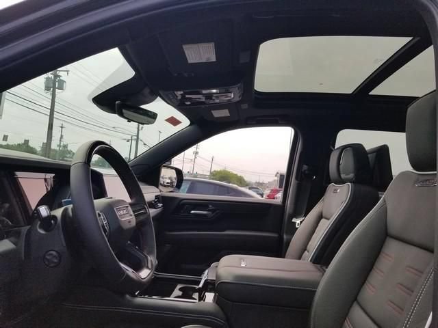 New 2026 GMC Yukon XL AT4 Ultimate AWD/4WD image 8