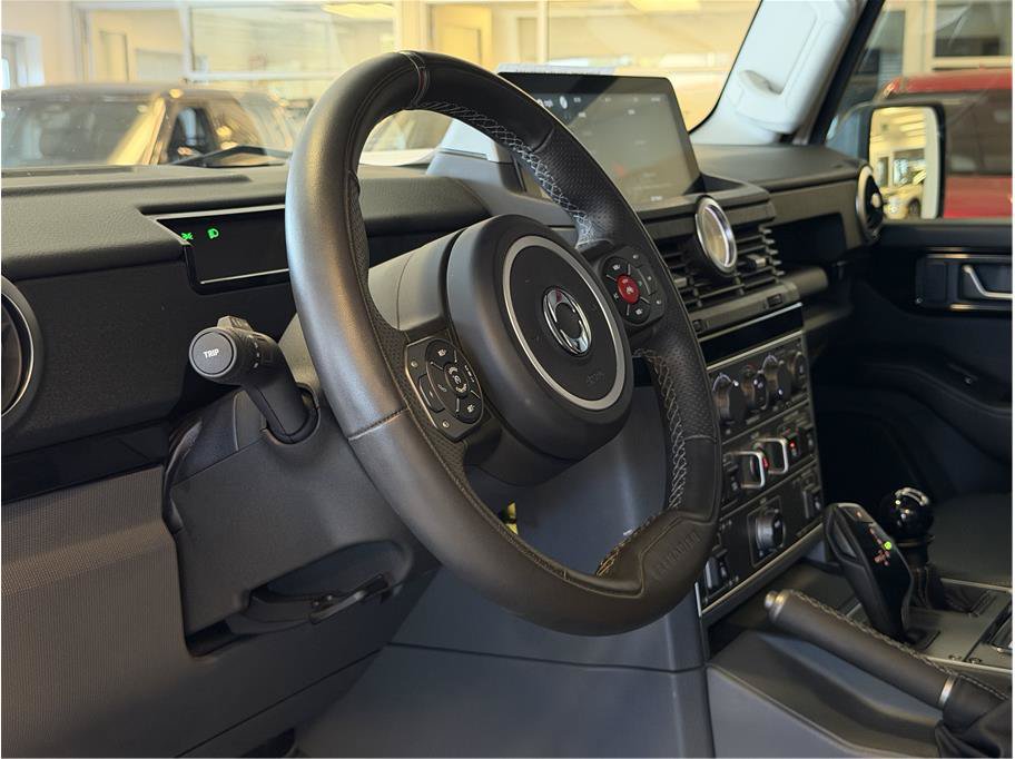 Used 2025 INEOS Grenadier Station Wagon AWD/4WD image 27