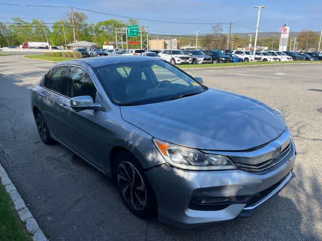 Used 2017 Honda Accord EX image 3