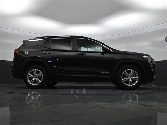 Used 2022 GMC Terrain SLE w/ Driver Convenience Package image 28