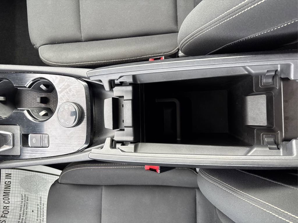 Used 2023 Nissan Rogue S AWD/4WD image 20