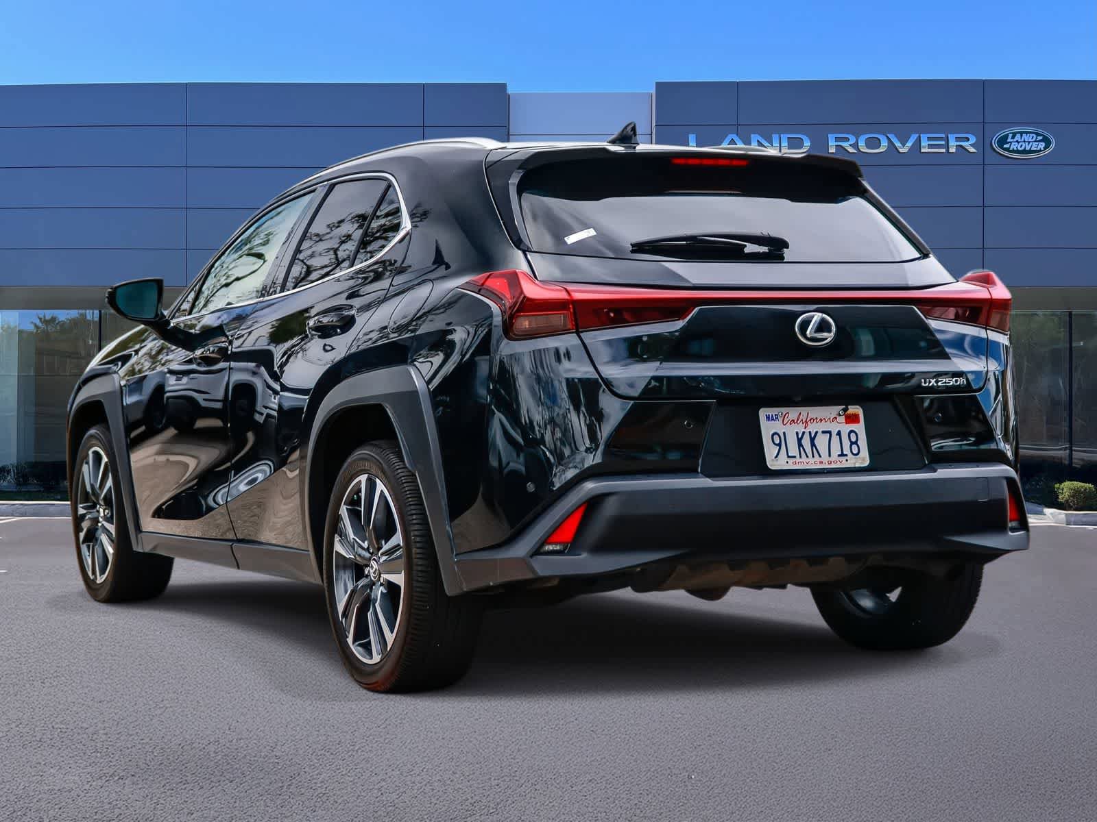 Used 2024 Lexus UX 250h FWD image 6