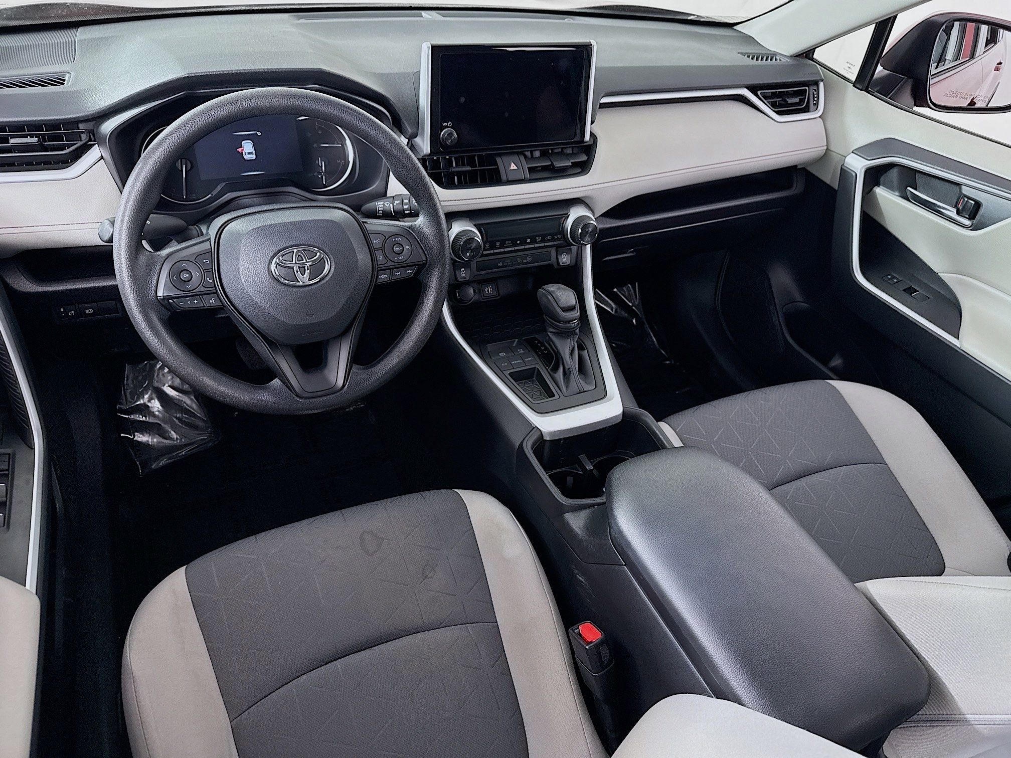 Certified 2023 Toyota RAV4 XLE FWD image 18