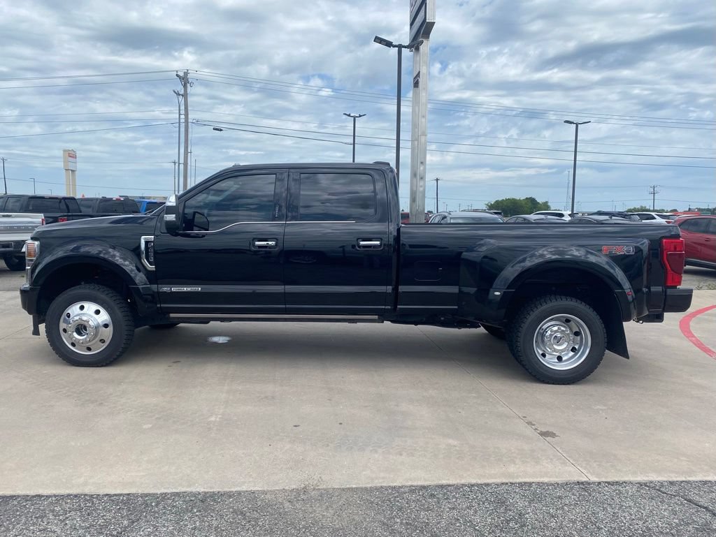Used 2022 Ford F450 Platinum w/ FX4 Off-Road Package AWD/4WD image 2