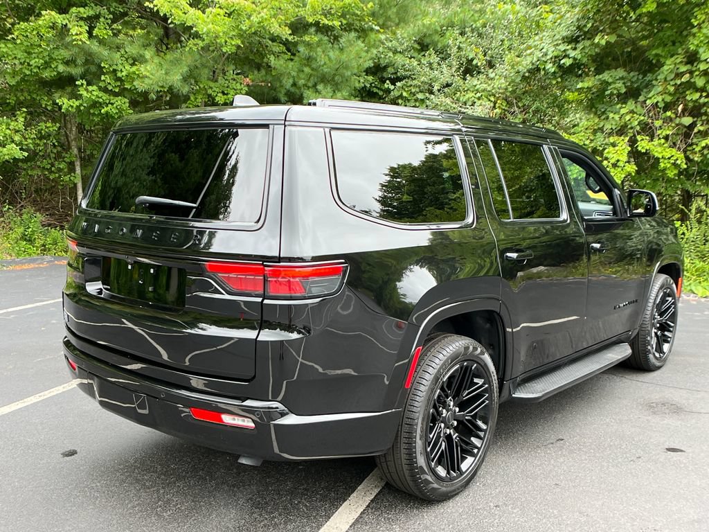 Used 2025 Jeep Wagoneer Series II w/ Premium Group I AWD/4WD image 5