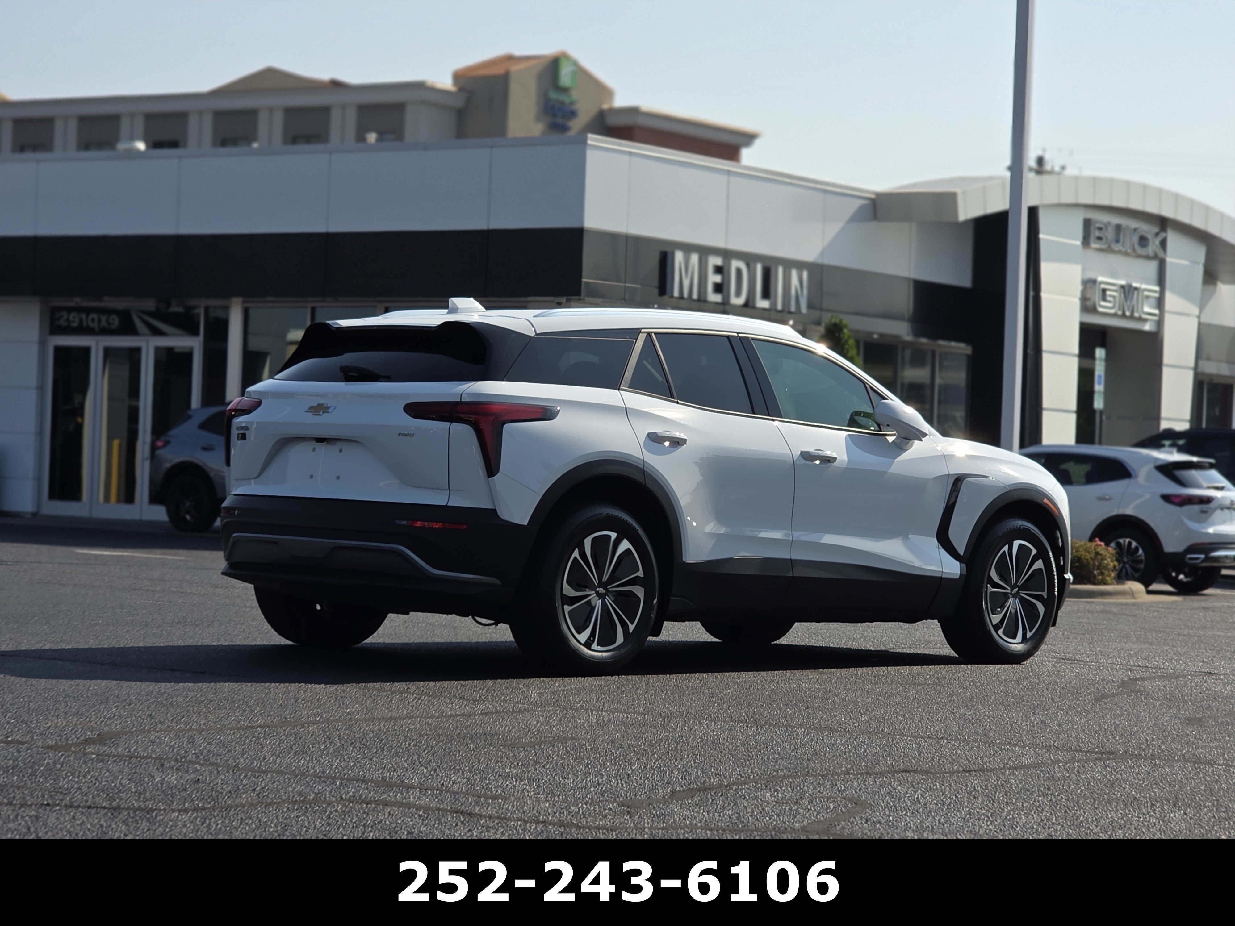 Used 2025 Chevrolet Blazer EV LT AWD/4WD image 7