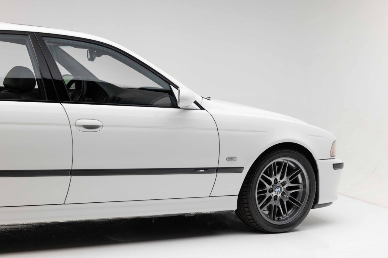 Used 2001 BMW M5 RWD image 33