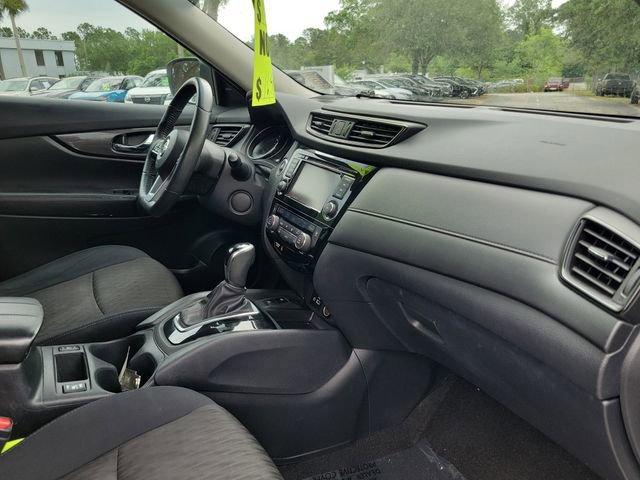 Used 2019 Nissan Rogue SV w/ Premium Package AWD/4WD image 34