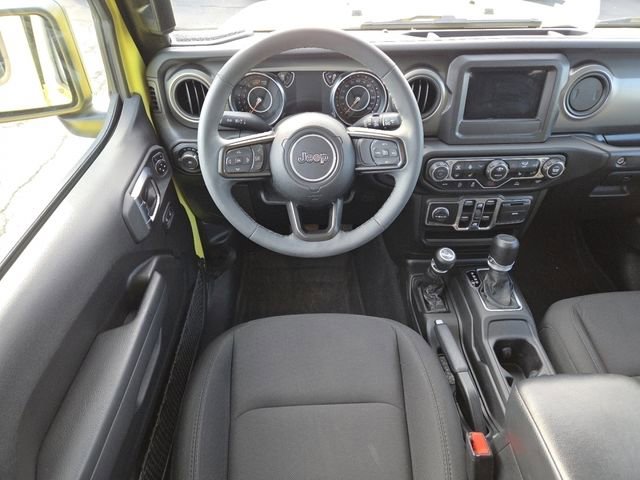 Used 2023 Jeep Wrangler Sport S image 28