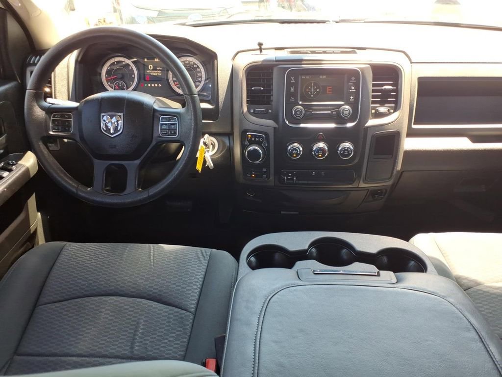Used 2019 RAM 1500 Express w/ Express Value Package AWD/4WD image 15
