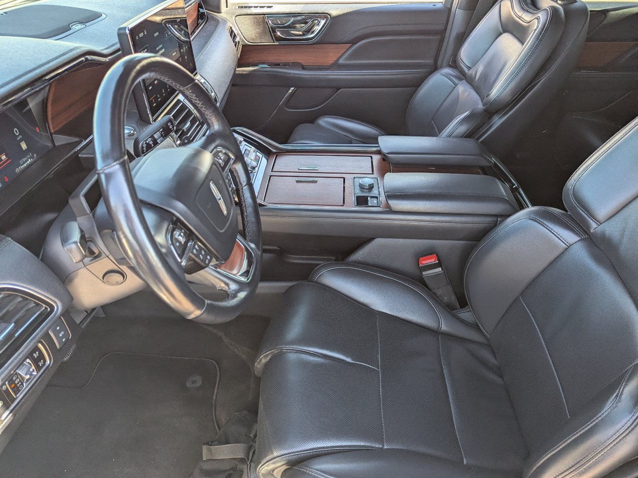 Used 2024 Lincoln Navigator L 4WD image 22