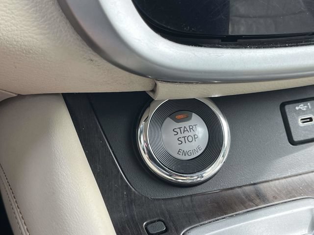 Used 2021 Nissan Murano Platinum w/ Cargo Package FWD image 35
