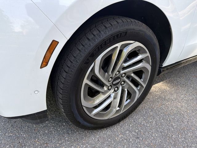 New 2025 Lincoln Navigator Reserve AWD/4WD image 10