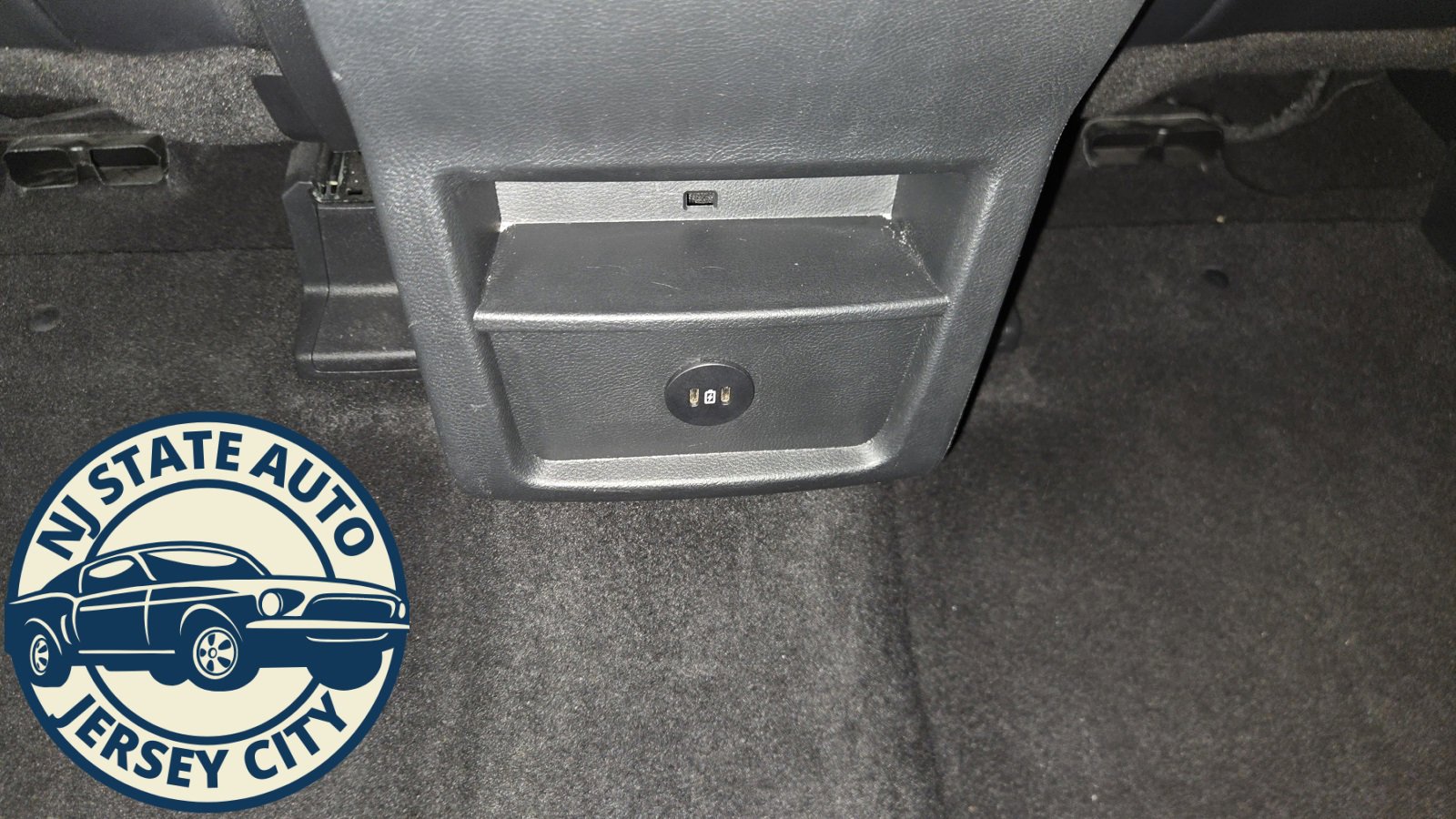 Used 2024 Ford Edge SEL image 21