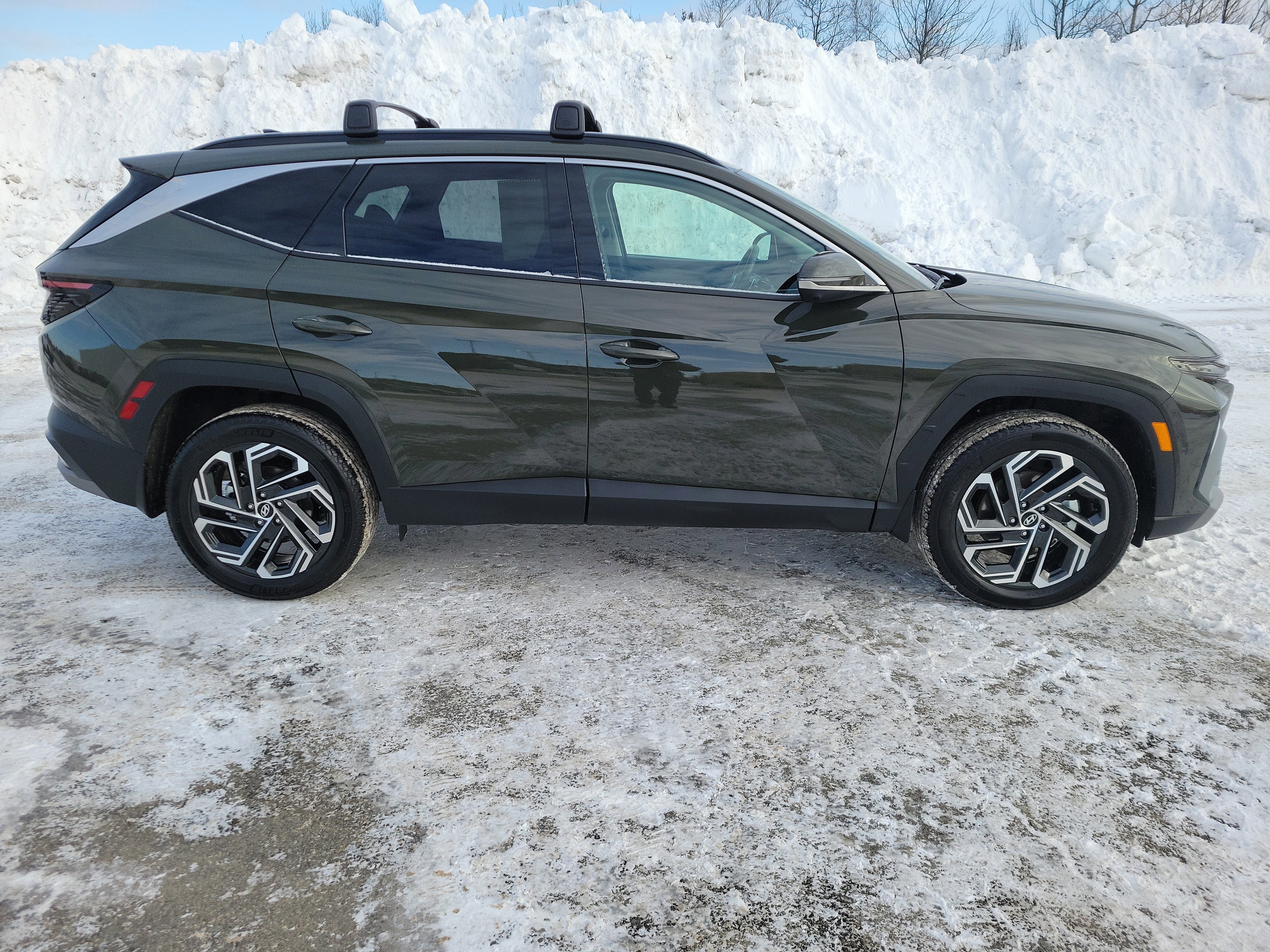 Used 2025 Hyundai Tucson Limited image 4