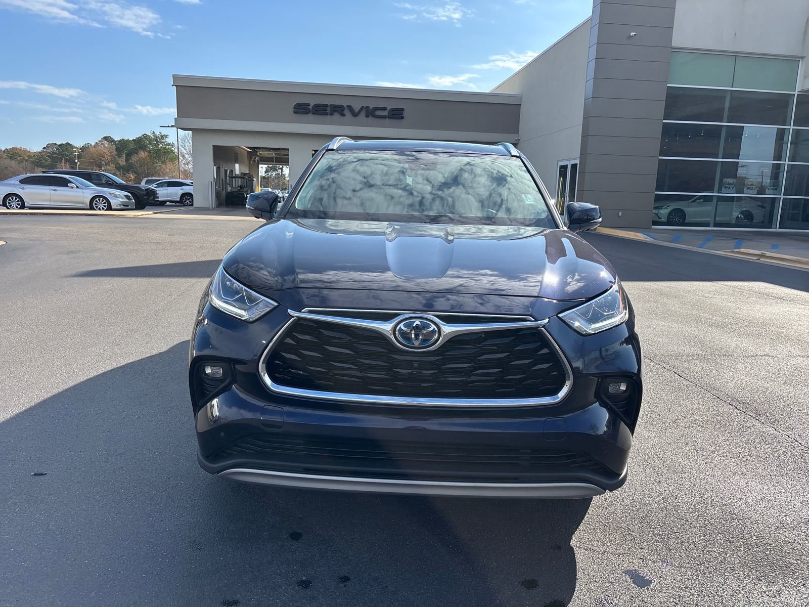 Used 2023 Toyota Highlander Platinum image 8