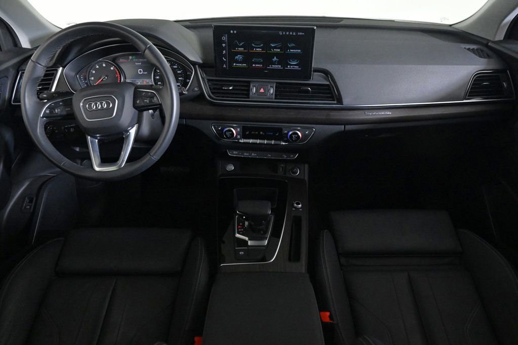 Certified 2024 Audi Q5 2.0T Premium image 9