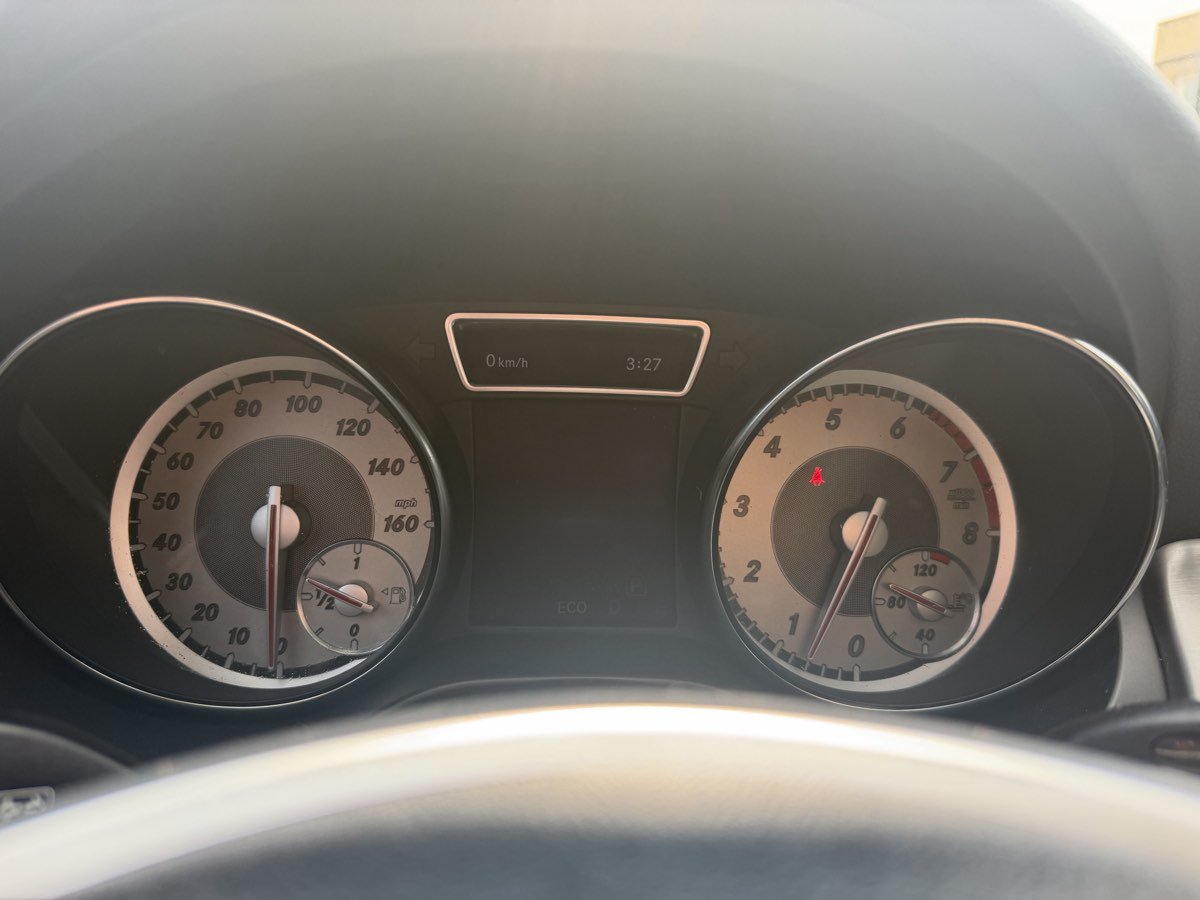 Used 2014 Mercedes-Benz CLA 250 4MATIC w/ Edition 1 Package image 32