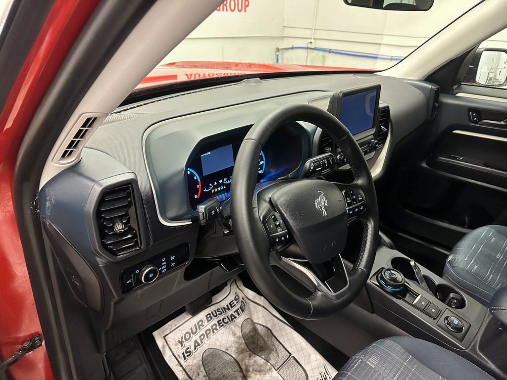 Used 2024 Ford Bronco Sport Heritage w/ Heritage Convenience Package image 21
