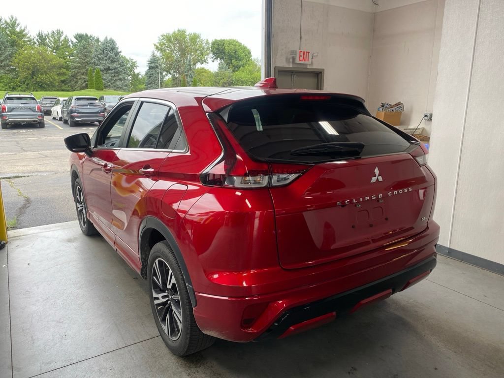 Used 2024 Mitsubishi Eclipse Cross SEL AWD/4WD image 3