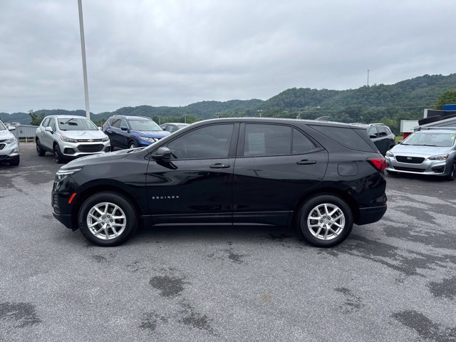 Used 2023 Chevrolet Equinox LS AWD/4WD image 5