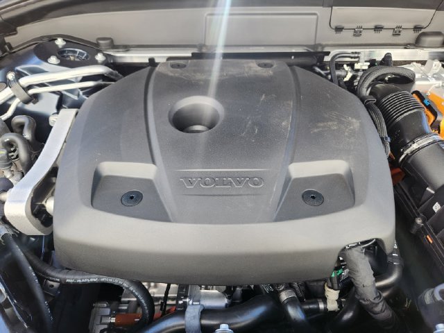 New 2026 Volvo XC60 T8 Plus w/ Climate Package AWD/4WD image 20
