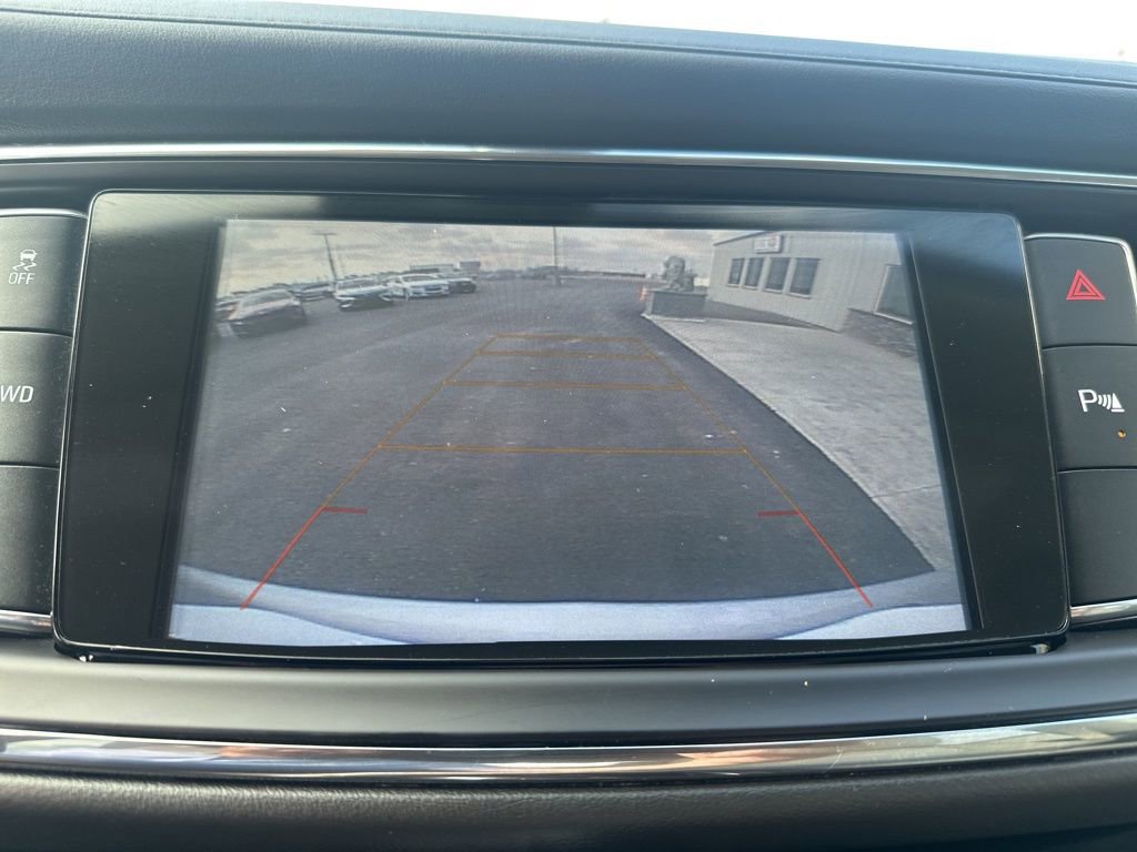 Used 2019 Buick Enclave Essence image 15