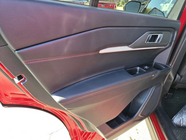 New 2026 Ford Explorer ST-Line image 31