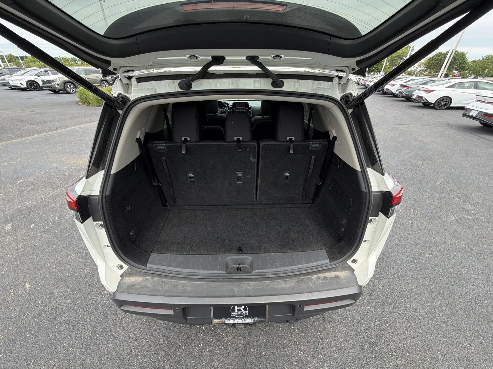 Used 2022 Nissan Pathfinder SV w/ SV Premium Package AWD/4WD image 23
