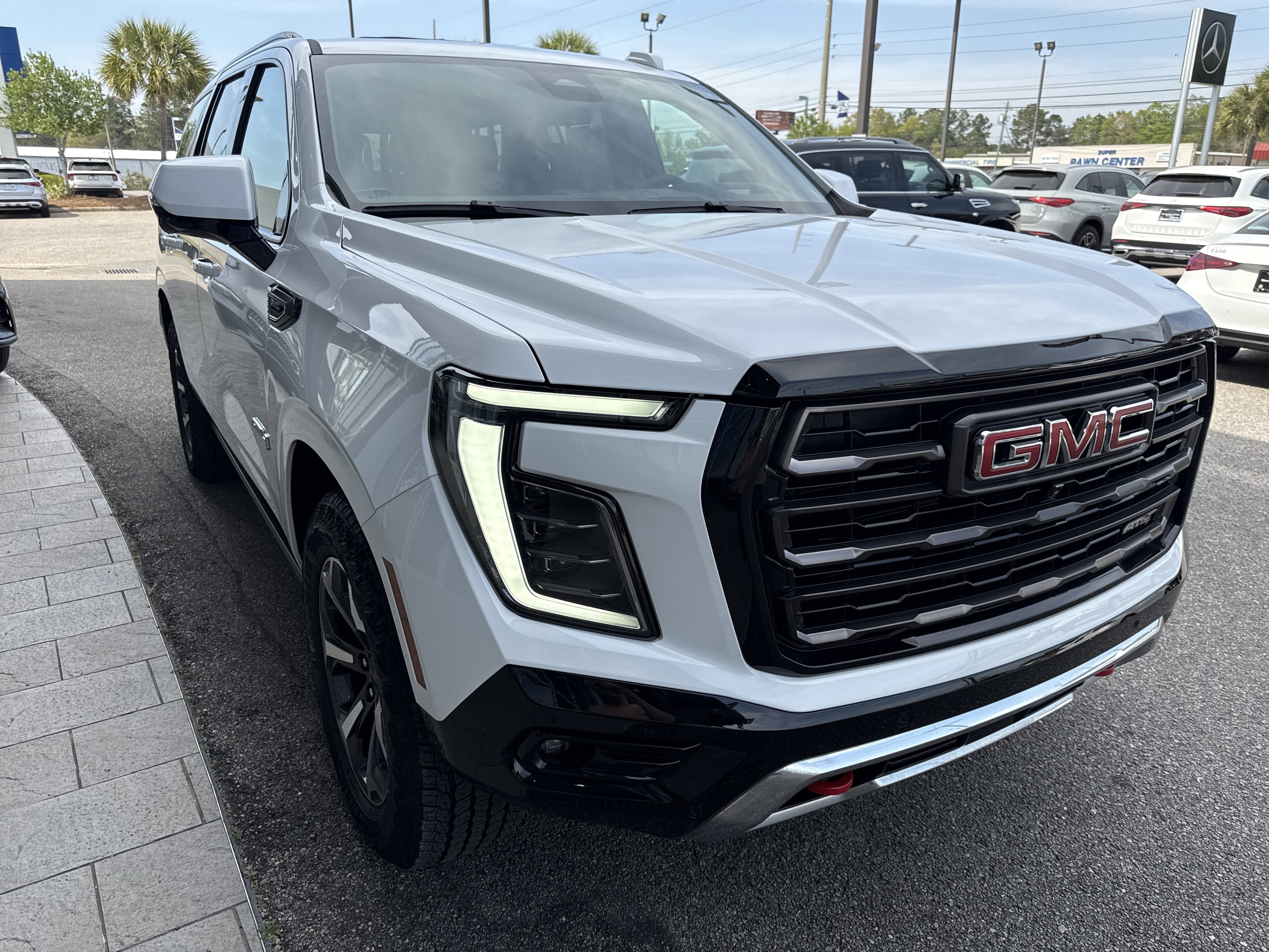 Used 2025 GMC Yukon AT4 Ultimate w/ LPO, Floor Liner Package image 5