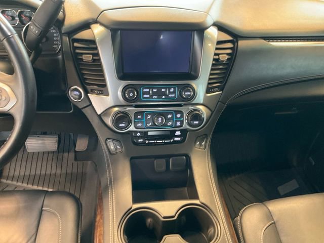 Used 2019 Chevrolet Suburban LT w/ Luxury Package image 11