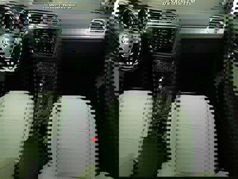 Used 2019 Volkswagen Tiguan SEL image 17