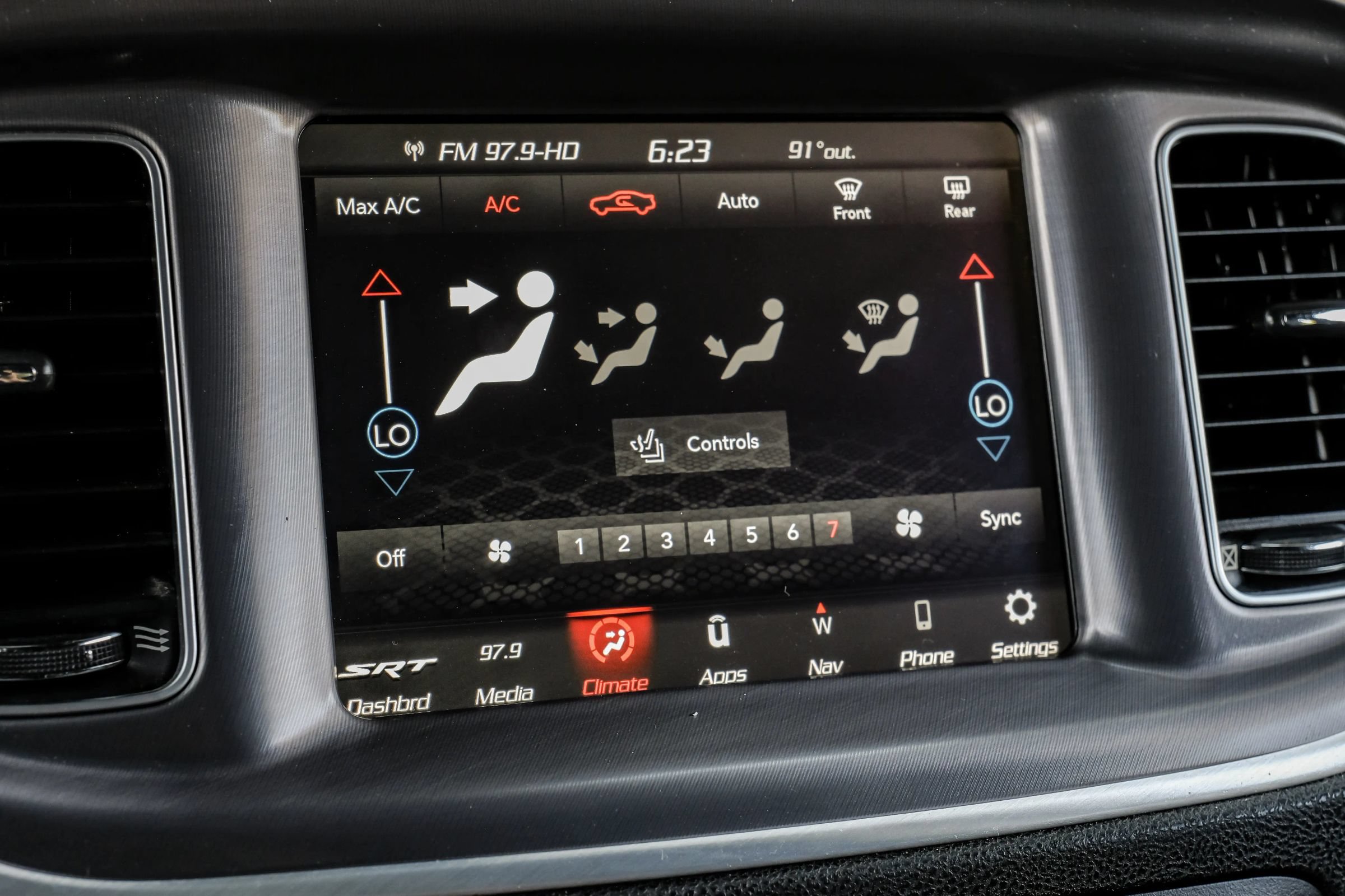 Used 2020 Dodge Charger Scat Pack w/ Navigation & Travel Group RWD image 35