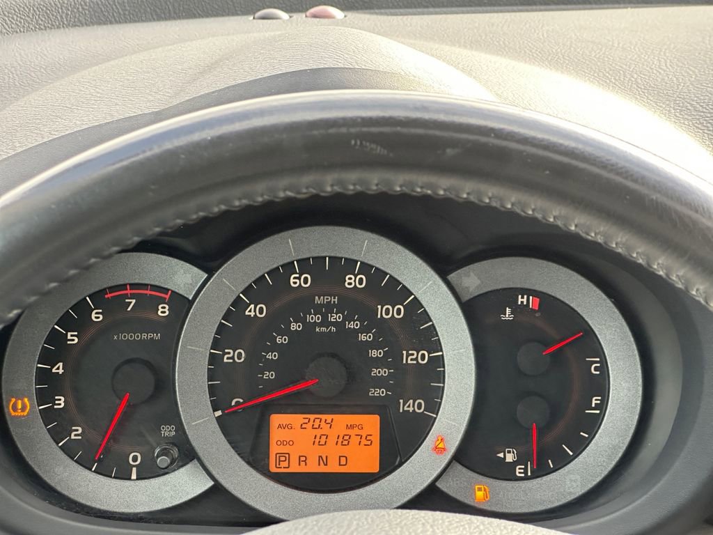 Used 2011 Toyota RAV4 Limited image 13