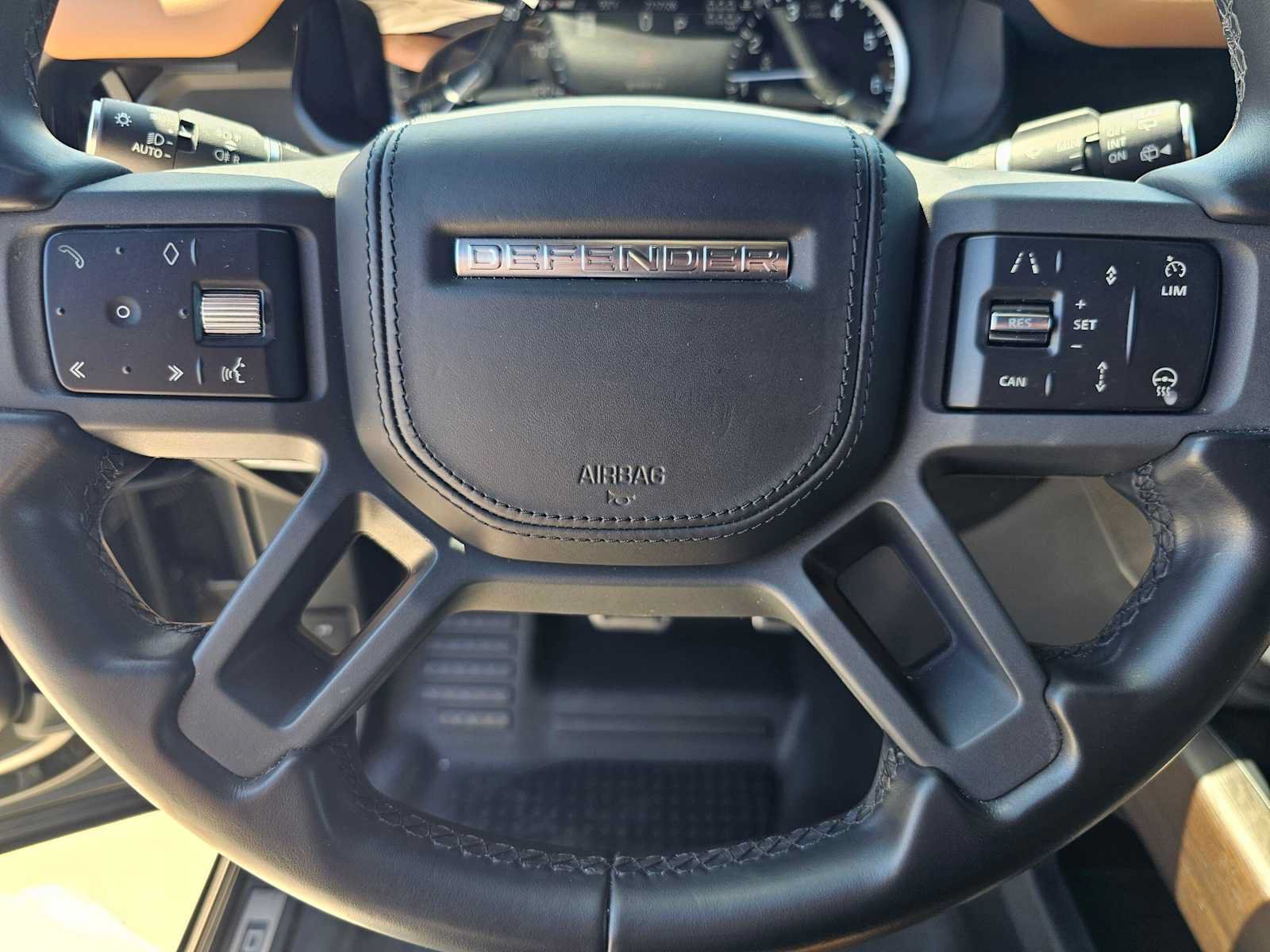 Used 2023 Land Rover Defender 130 X AWD/4WD image 24