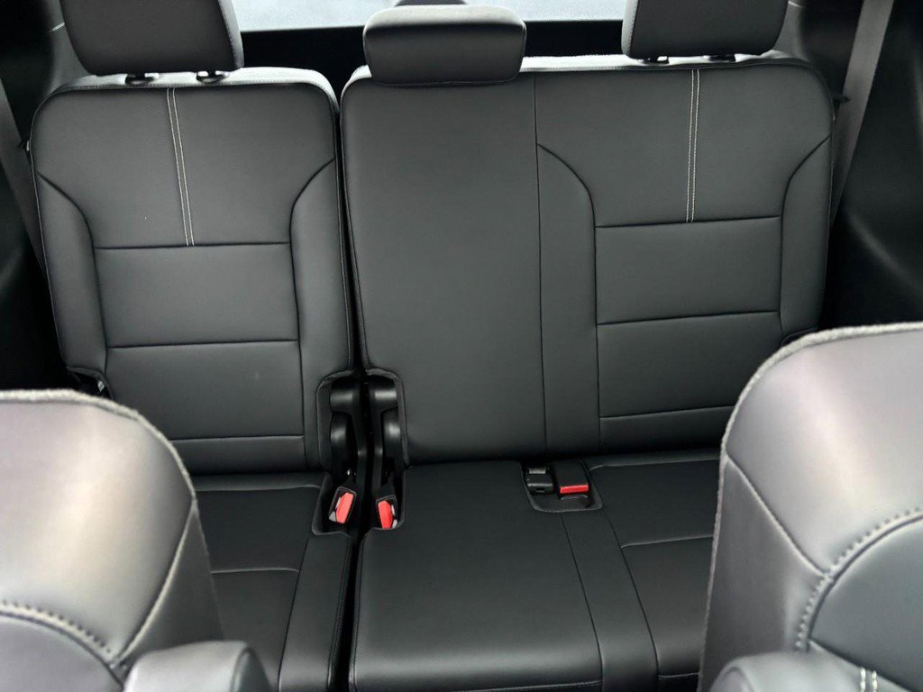 New 2026 GMC Acadia Elevation w/ Super Cruise Package image 8