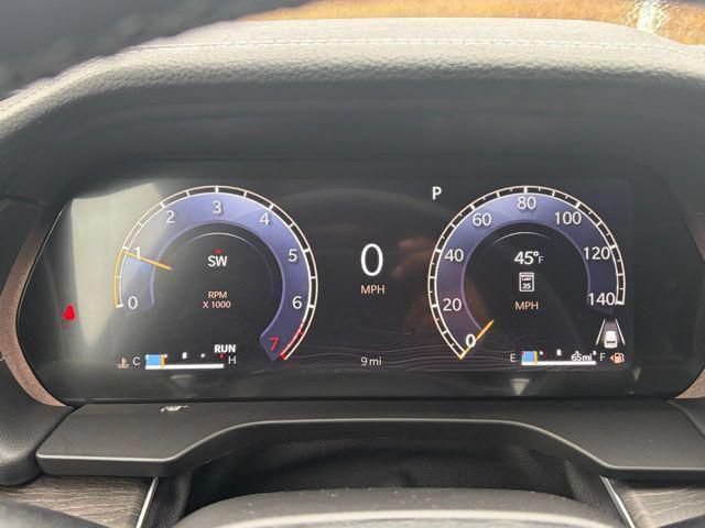 New 2026 Jeep Grand Cherokee Altitude AWD/4WD image 21
