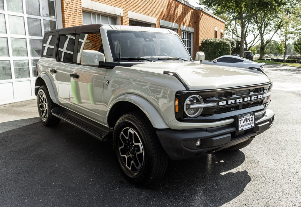 Used 2026 Ford Bronco Outer Banks AWD/4WD image 6