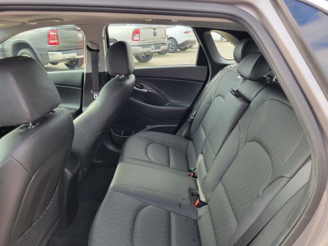 Used 2020 Hyundai Elantra GT w/ Style Package 02 image 26