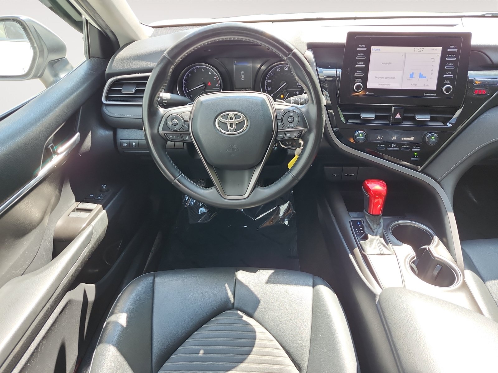 Used 2021 Toyota Camry SE FWD image 10