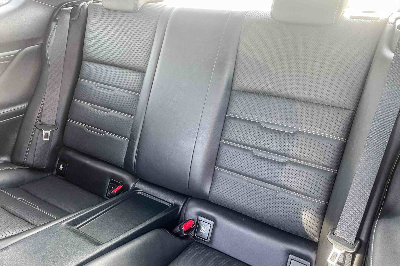 Used 2016 Lexus RC 200t image 17