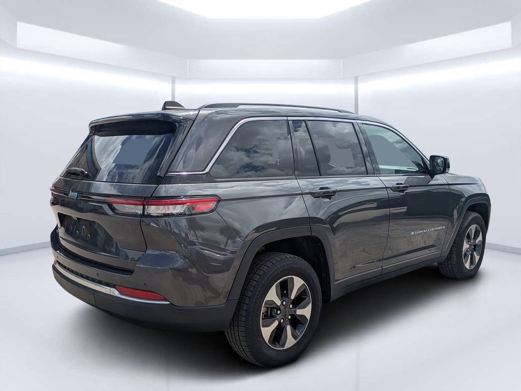 Used 2024 Jeep Grand Cherokee Limited 4xe AWD/4WD image 3