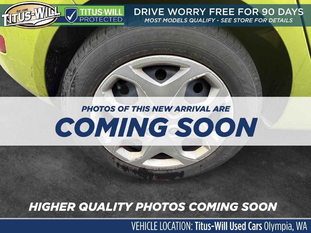 Used 2013 Ford Fiesta SE FWD image 6