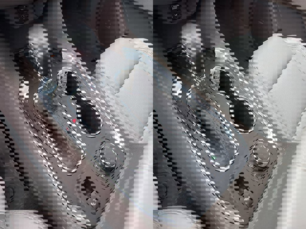 Used 2021 Chevrolet Traverse Premier image 15