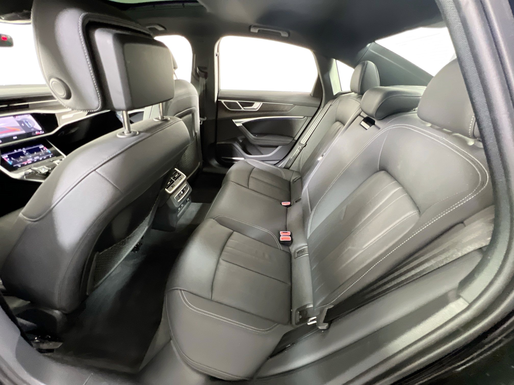 Used 2022 Audi A6 Premium Plus image 25