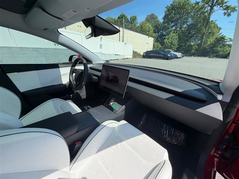 Used 2024 Tesla Model 3 Performance AWD/4WD image 13