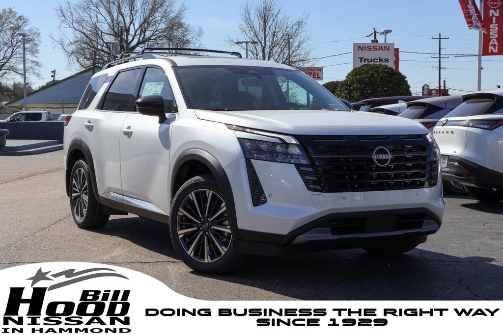 New 2026 Nissan Pathfinder Platinum image 1