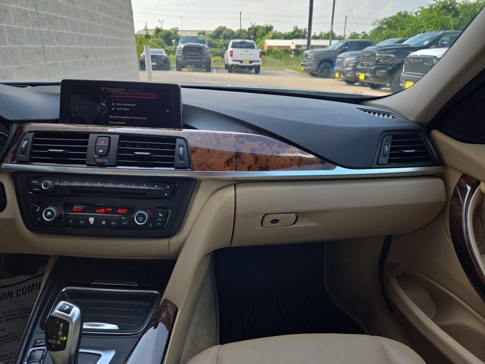 Used 2014 BMW 328i Sedan RWD image 22